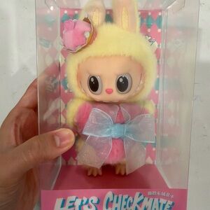 NWT Let’s Checkmate LABUBU